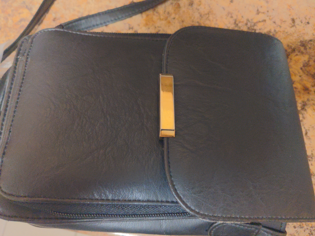 woman handbags thumbnail