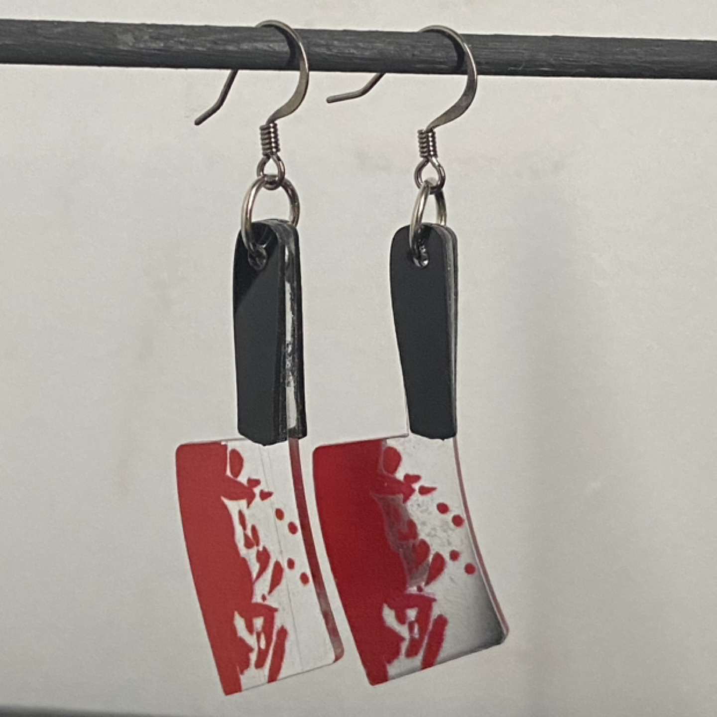 bloody knife earrings 👻 image indicator(2)