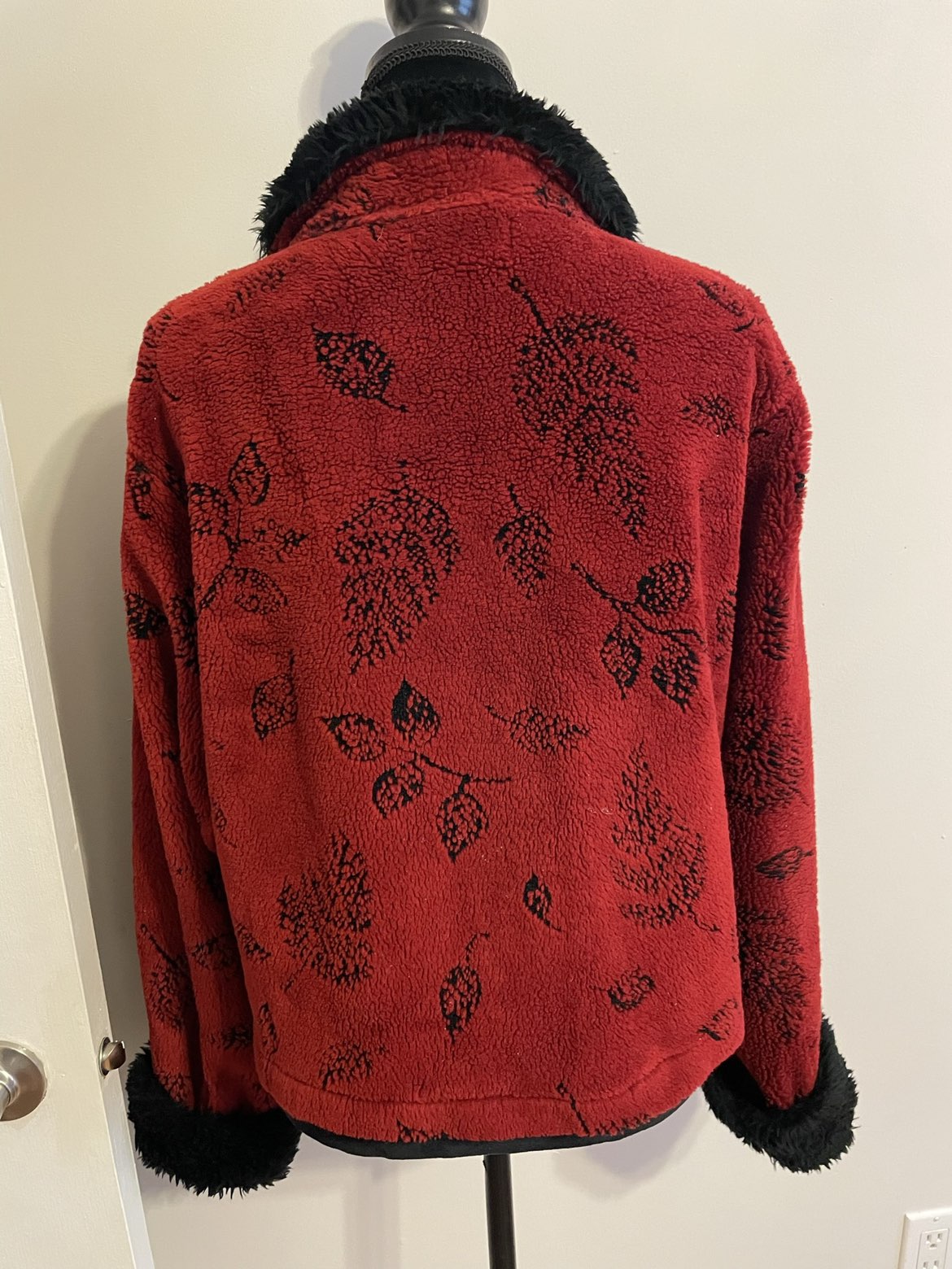 Velour red and black jacket image indicator(2)