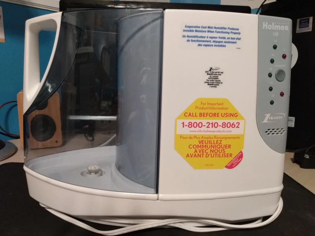 Holmes Cool Mist Humidifier - photo 2