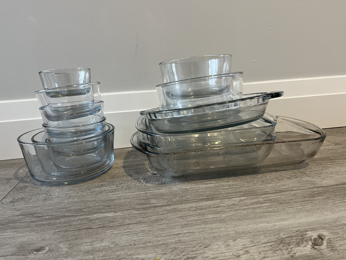 Glass food storage containers and cooking pans - photo 2