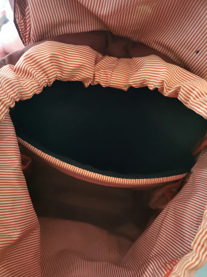 Herschel Supply Co. maroon backpack image indicator(2)