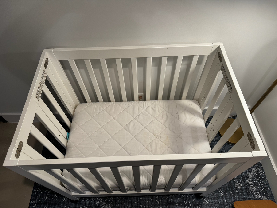 Mini Crib and Mattress - photo 2