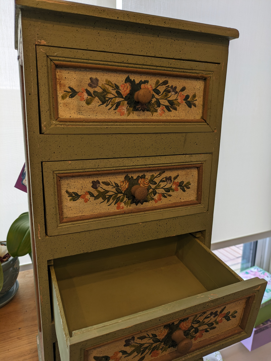 hand painted vintage jewelry box - photo 2