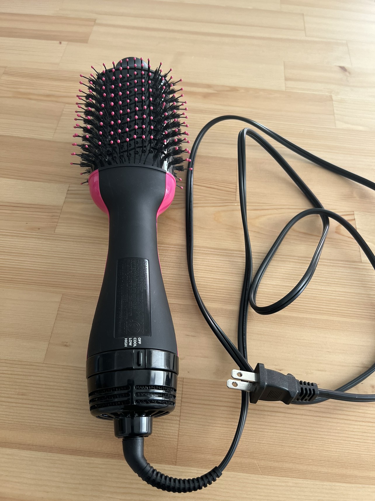 Revlon hair dryer brush - photo 2