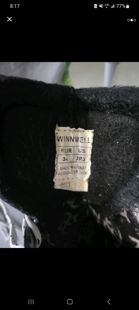 Hockey Skates image indicator(2)