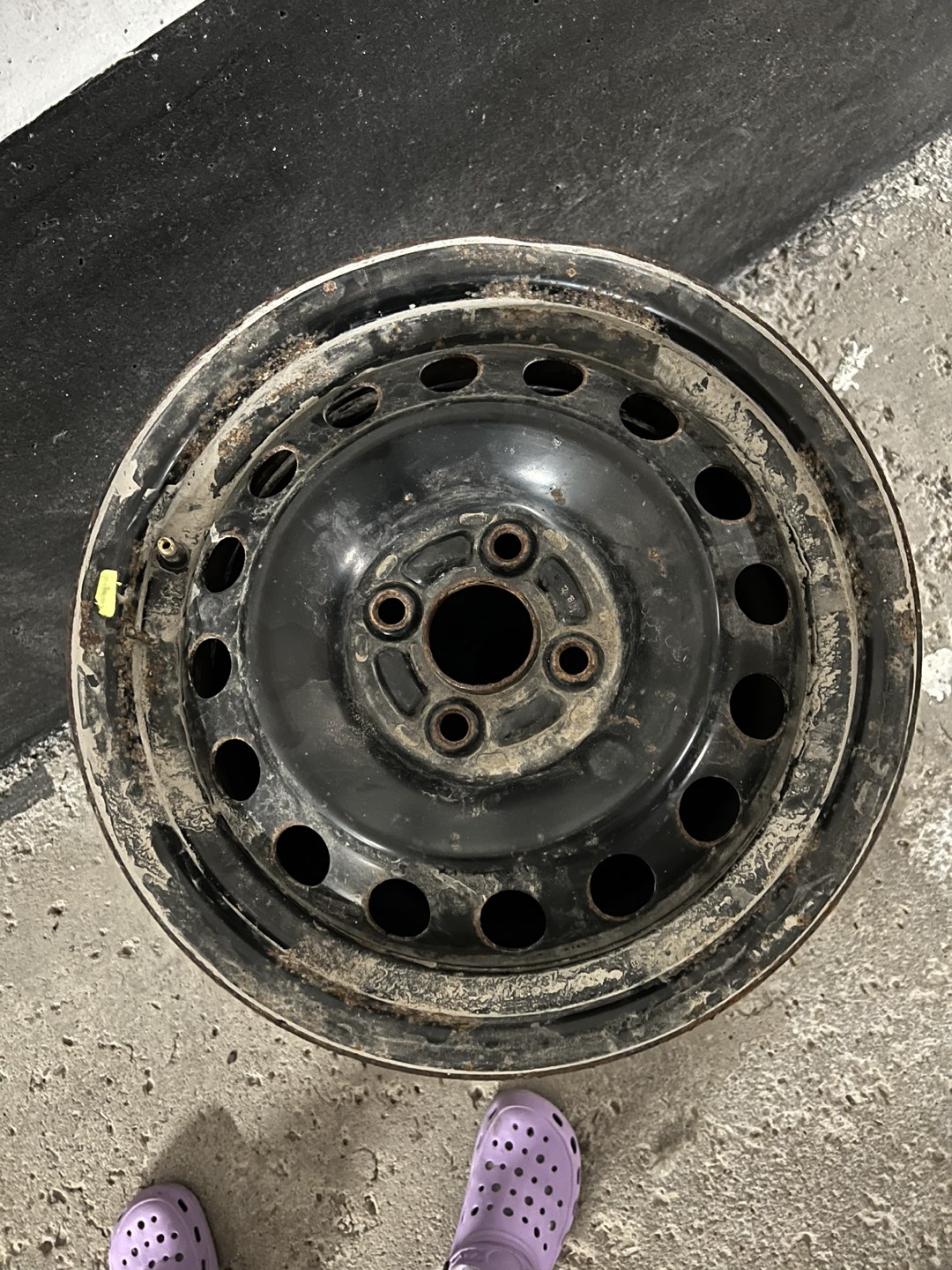 Hankook Winter Tires & rims 185 60 15 ( uninstalled) Honda Fit. - photo 4