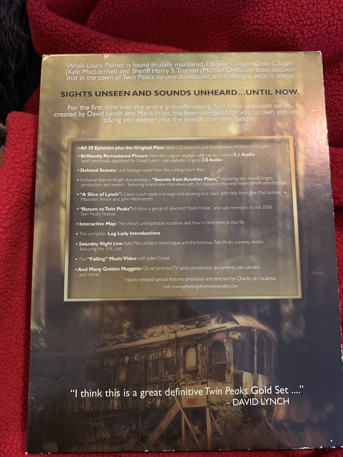 Twin Peaks TV Series Definitive Gold Edition image indicator(2)