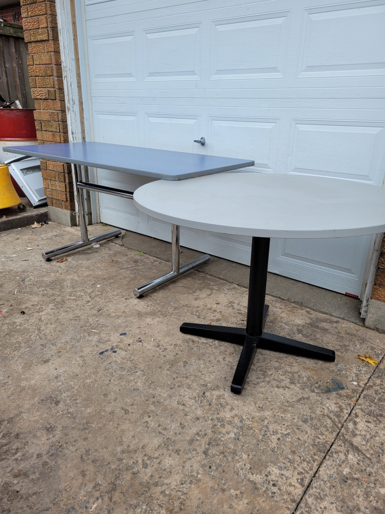 tables - photo 2