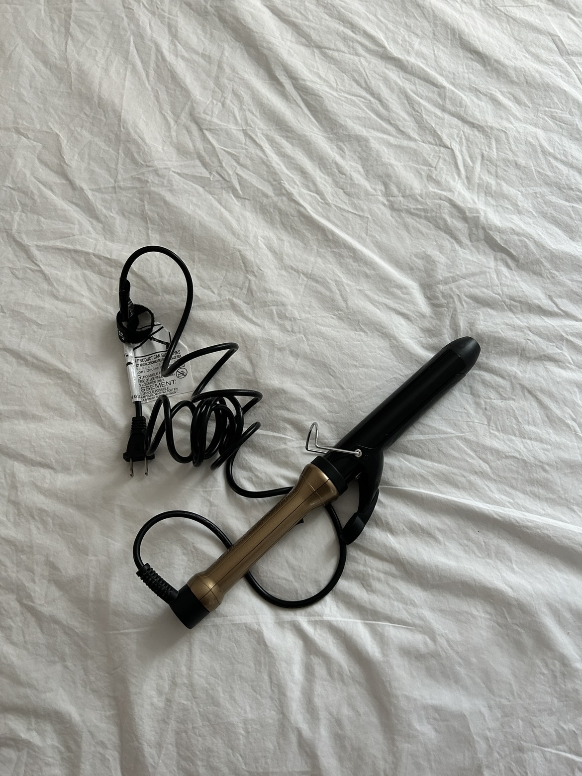 Brand new curling iron - pickup by 10/27