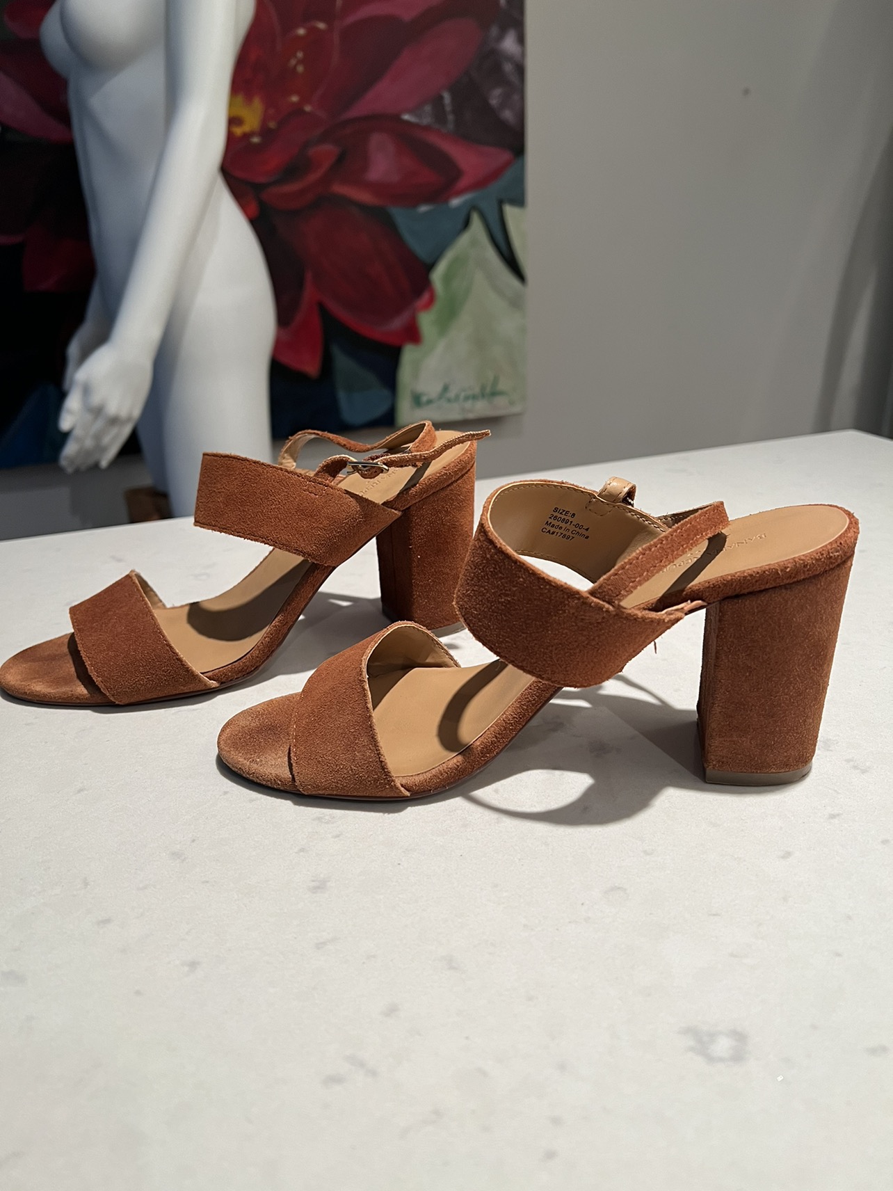 Sandals - Banana Republic - size 8 image indicator(2)