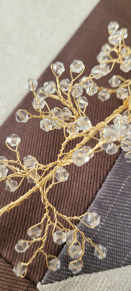 Gorgeous bridal, shower, or prom hair accessory image indicator(2)