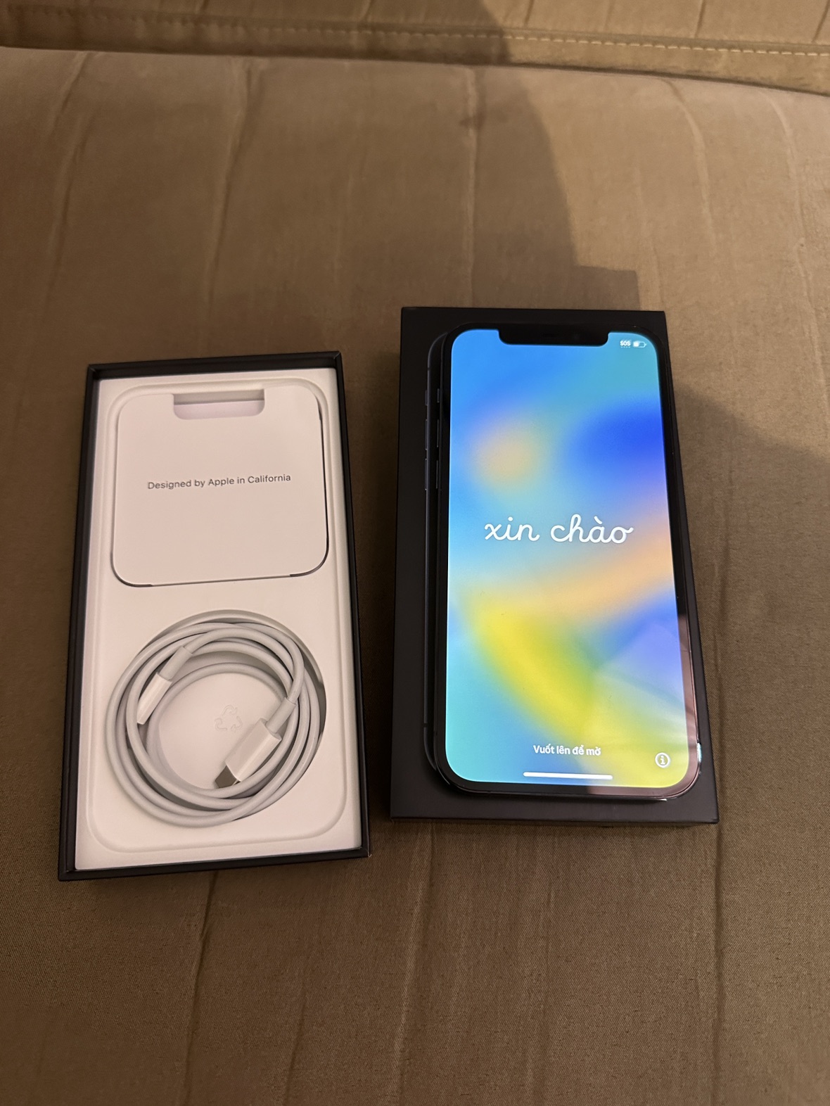 iPhone 12 Pro 128gb Pacific Blue Unlocked thumbnail