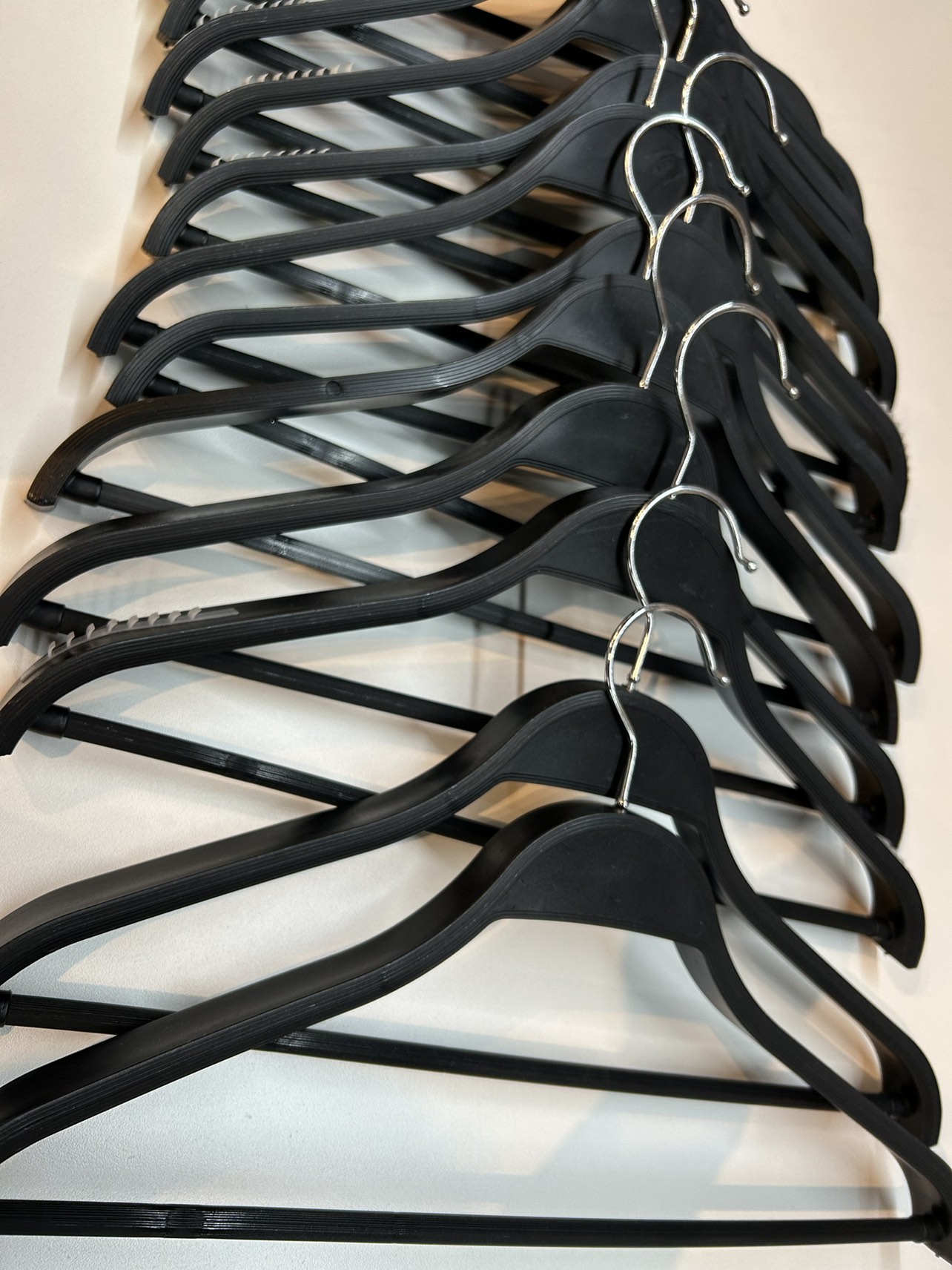 Twistable hanger - photo 5