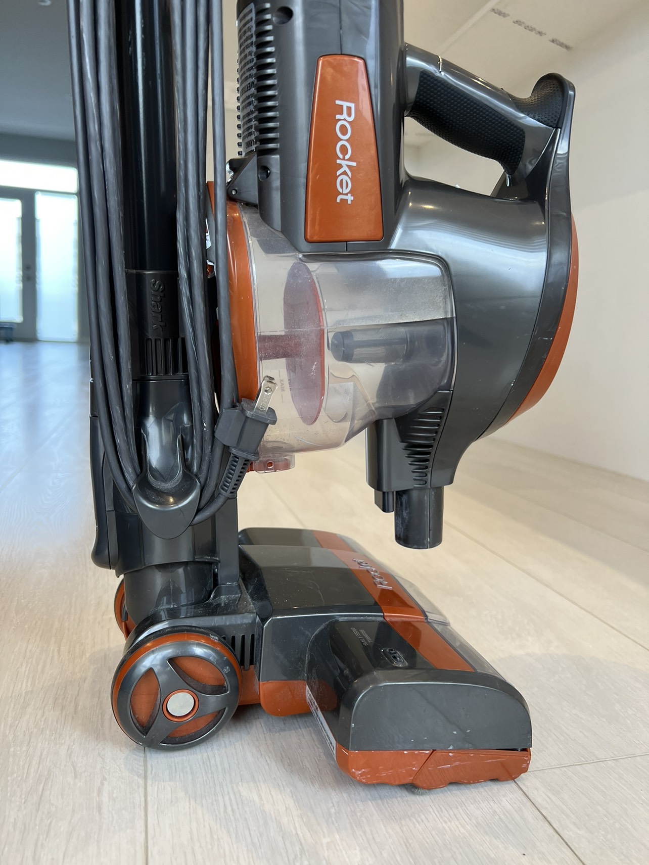 Shark HV301 Rocket Ultra-Light Stick Vacuum - photo 4