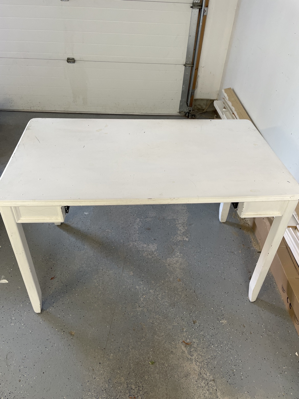 Desk 28 X 48 inches
