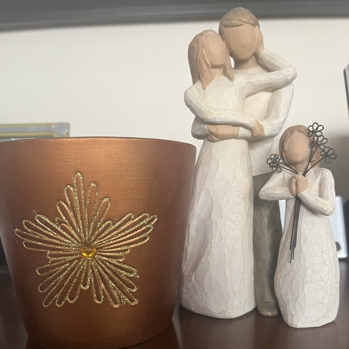 Willow tree figurines 2 thumbnail