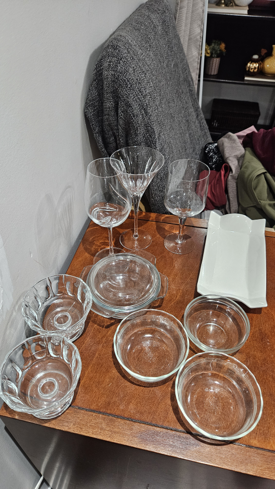 assorted wine glass ,Pyrex sauce bowl ,ice cream bowl thumbnail
