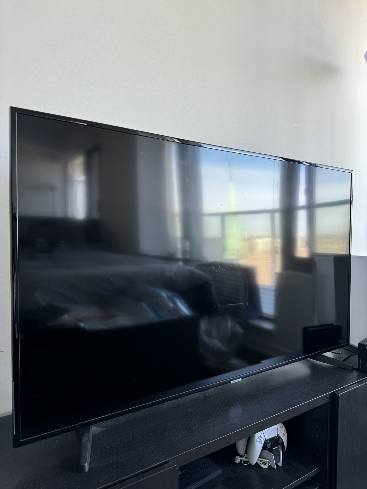 Samsung Crystal UHD Smart TV 55” thumbnail