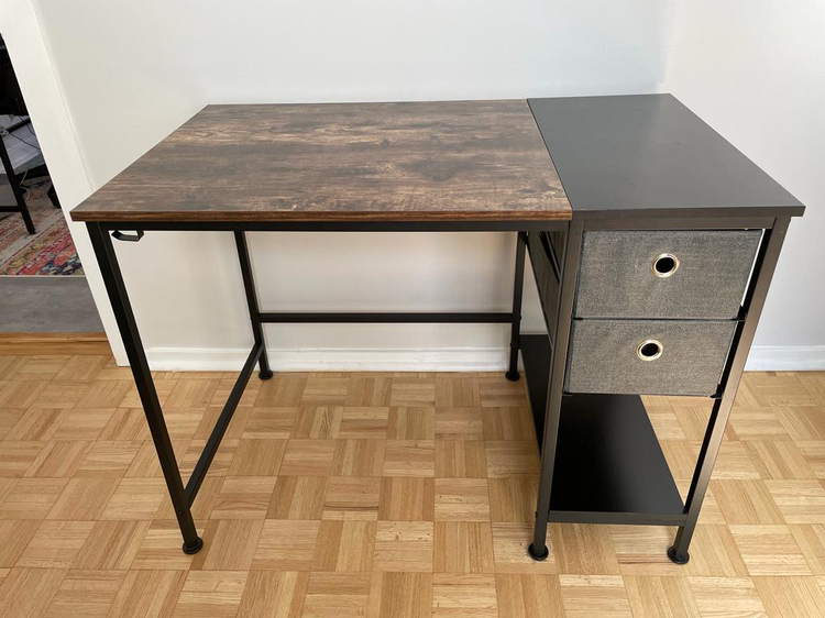 Desk thumbnail