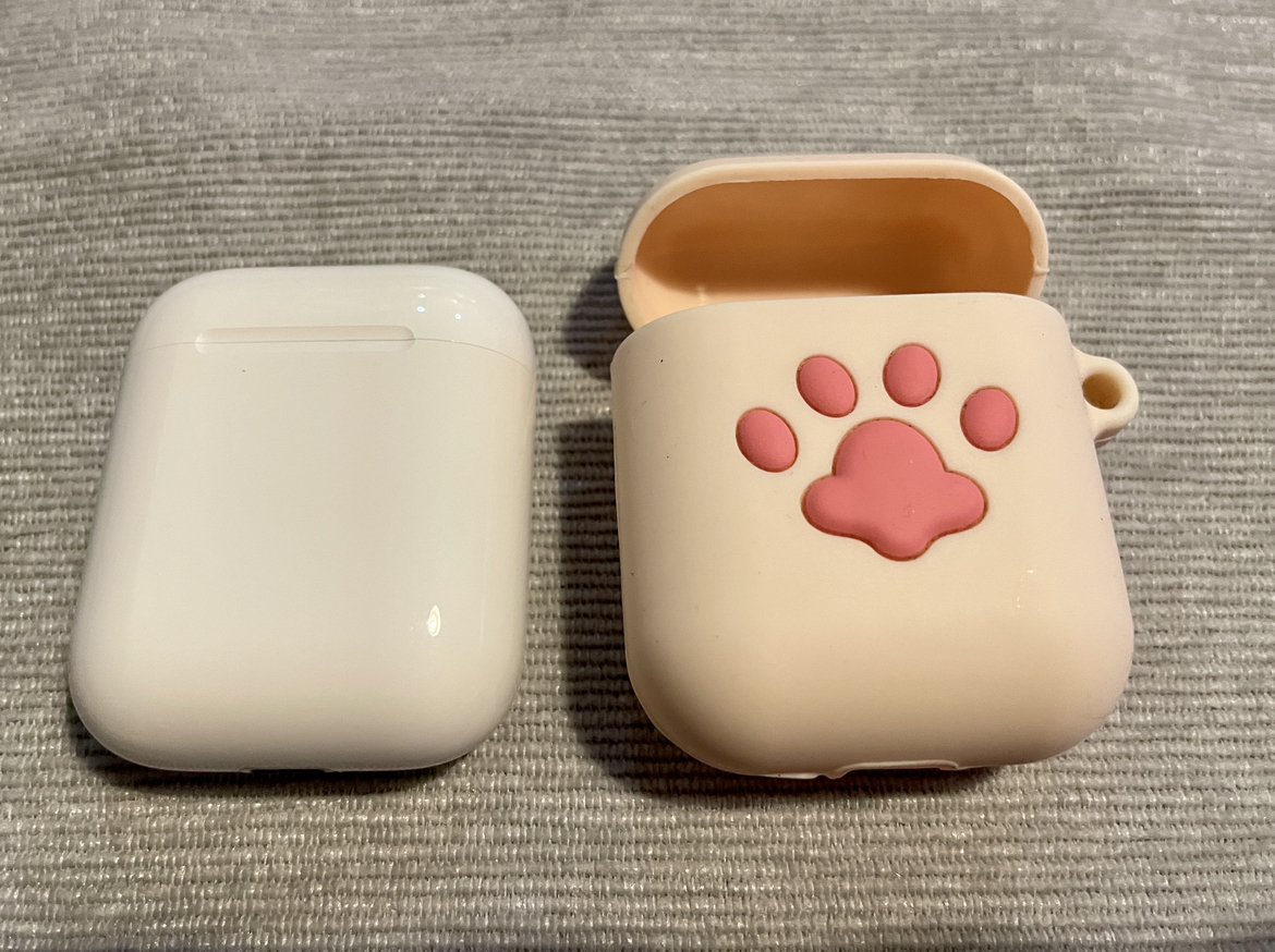 AirPods 2 generation, no scratches, come with case - photo 4