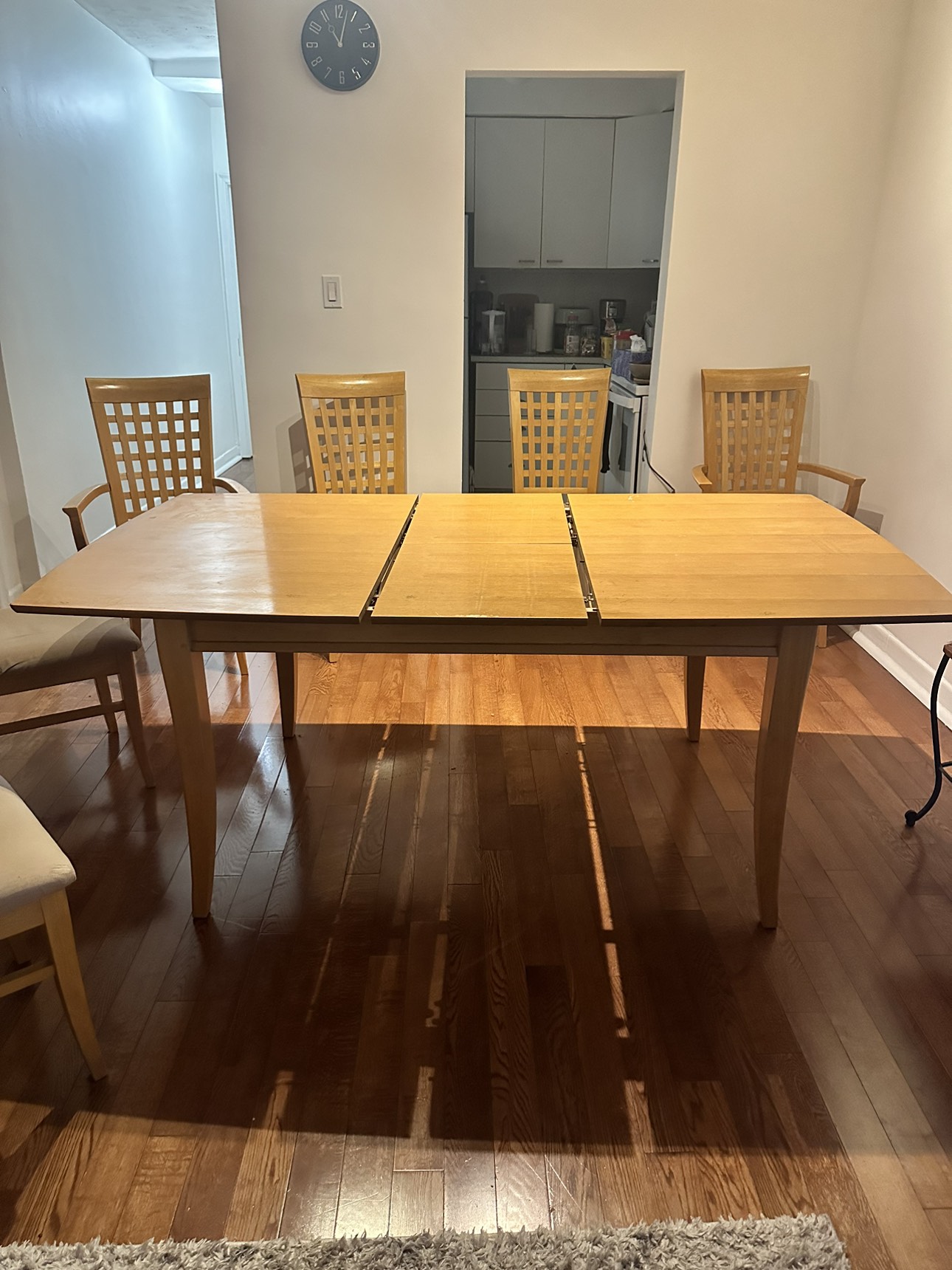 Dining table Set image indicator(6)