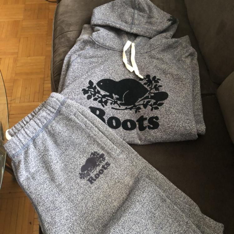 Roots sweatpants and hoodie set thumbnail