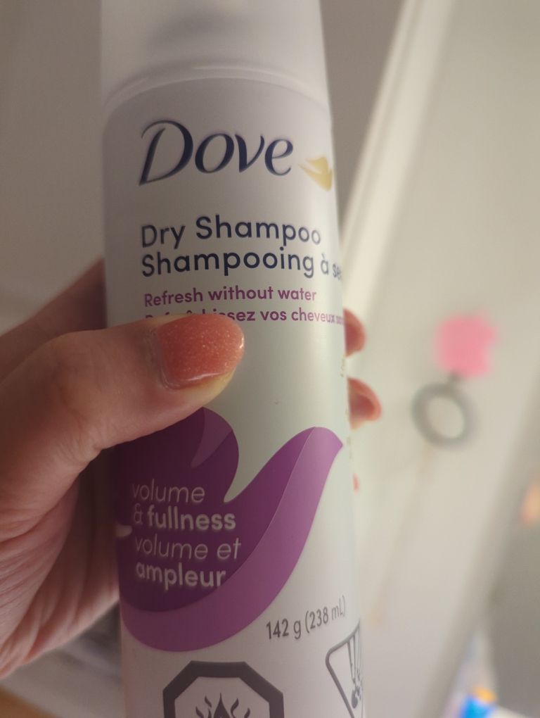 dove volume dry shampoo image indicator(3)