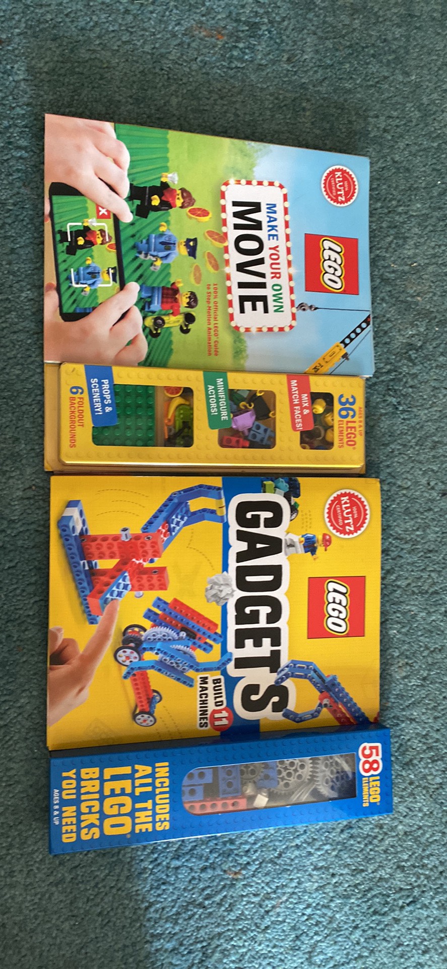 Lego books with pieces - photo 2