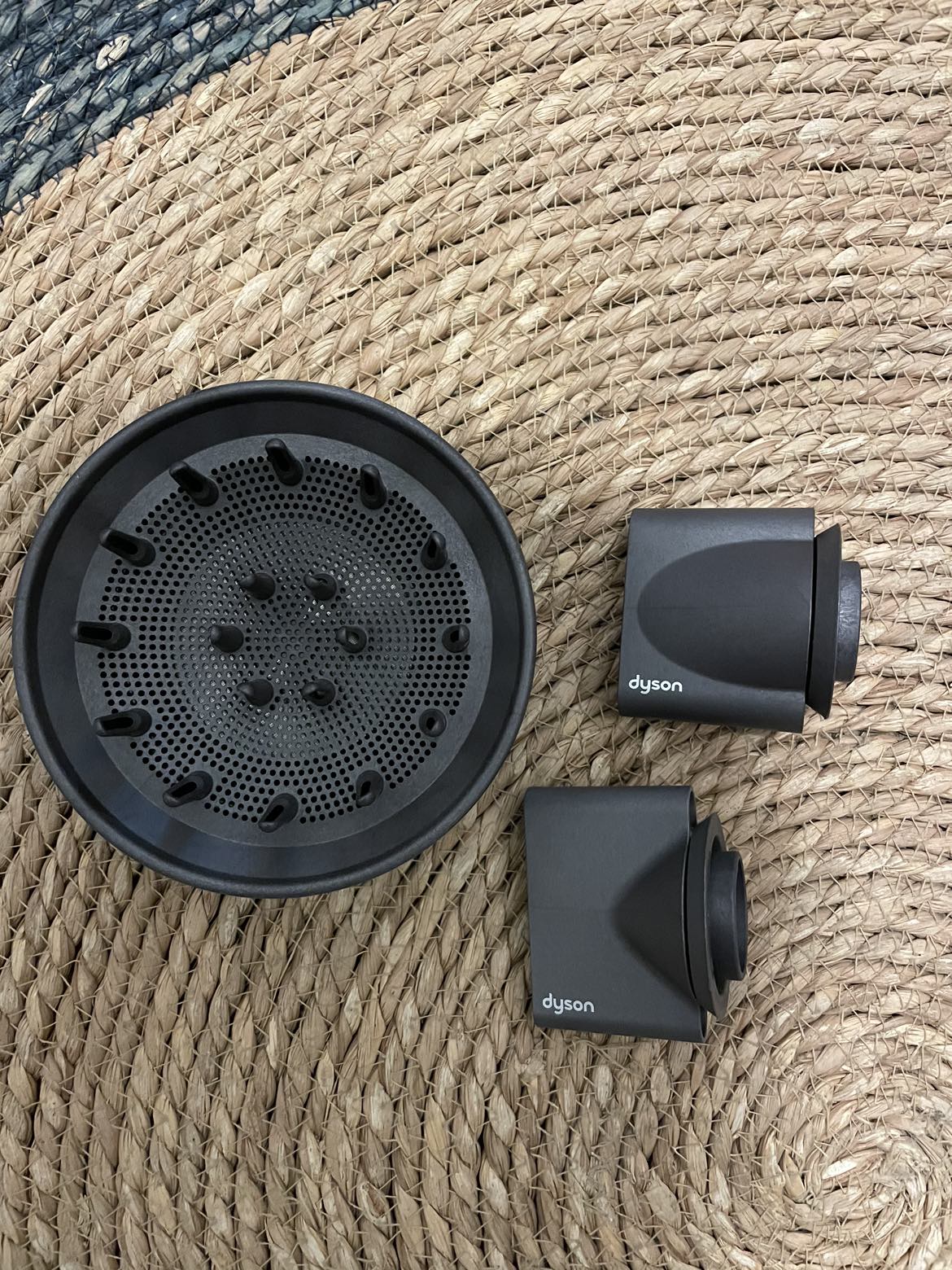 Dyson Supersonic - Like New - photo 4