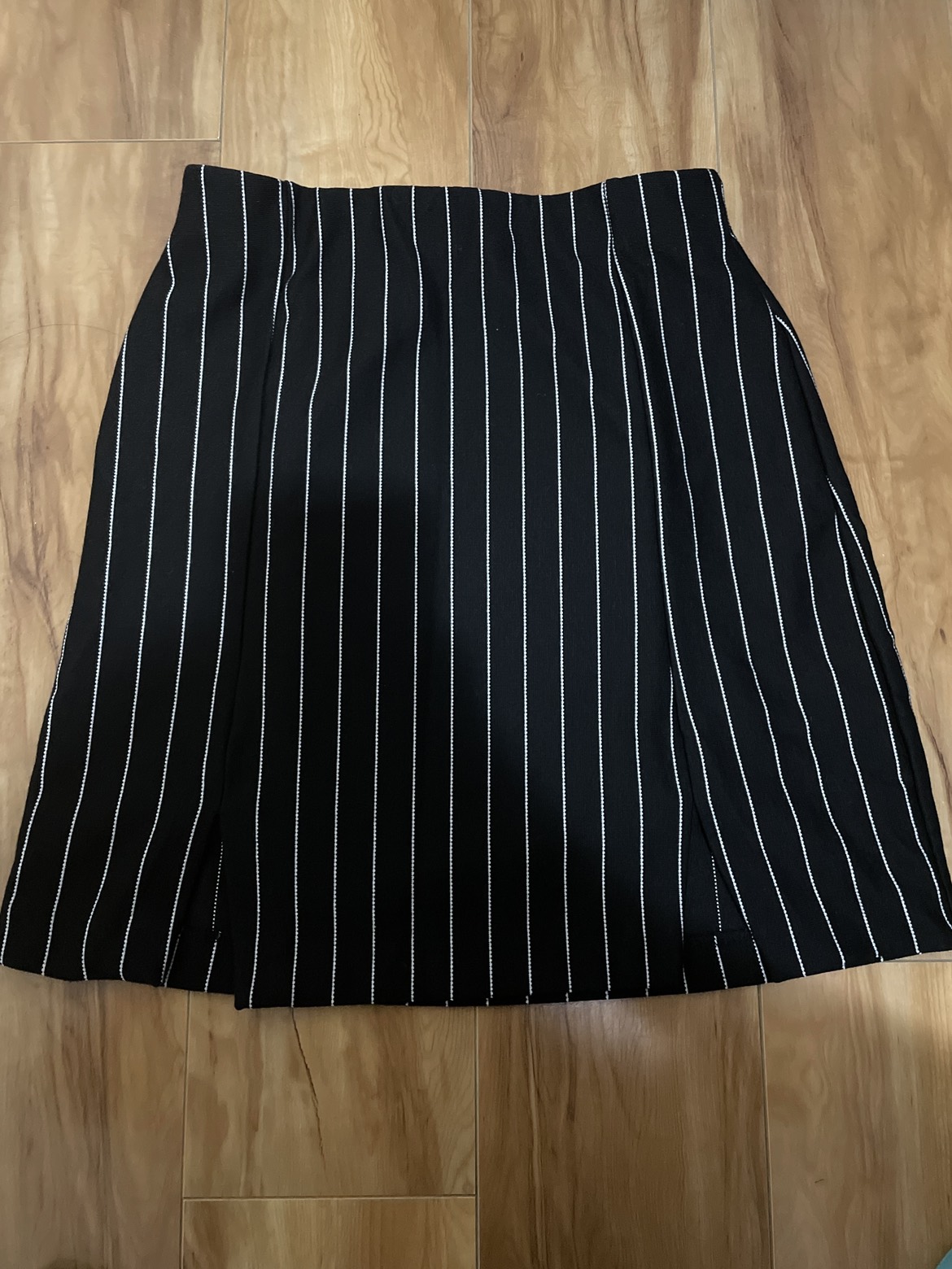 H&M black mini skirt with slits thumbnail