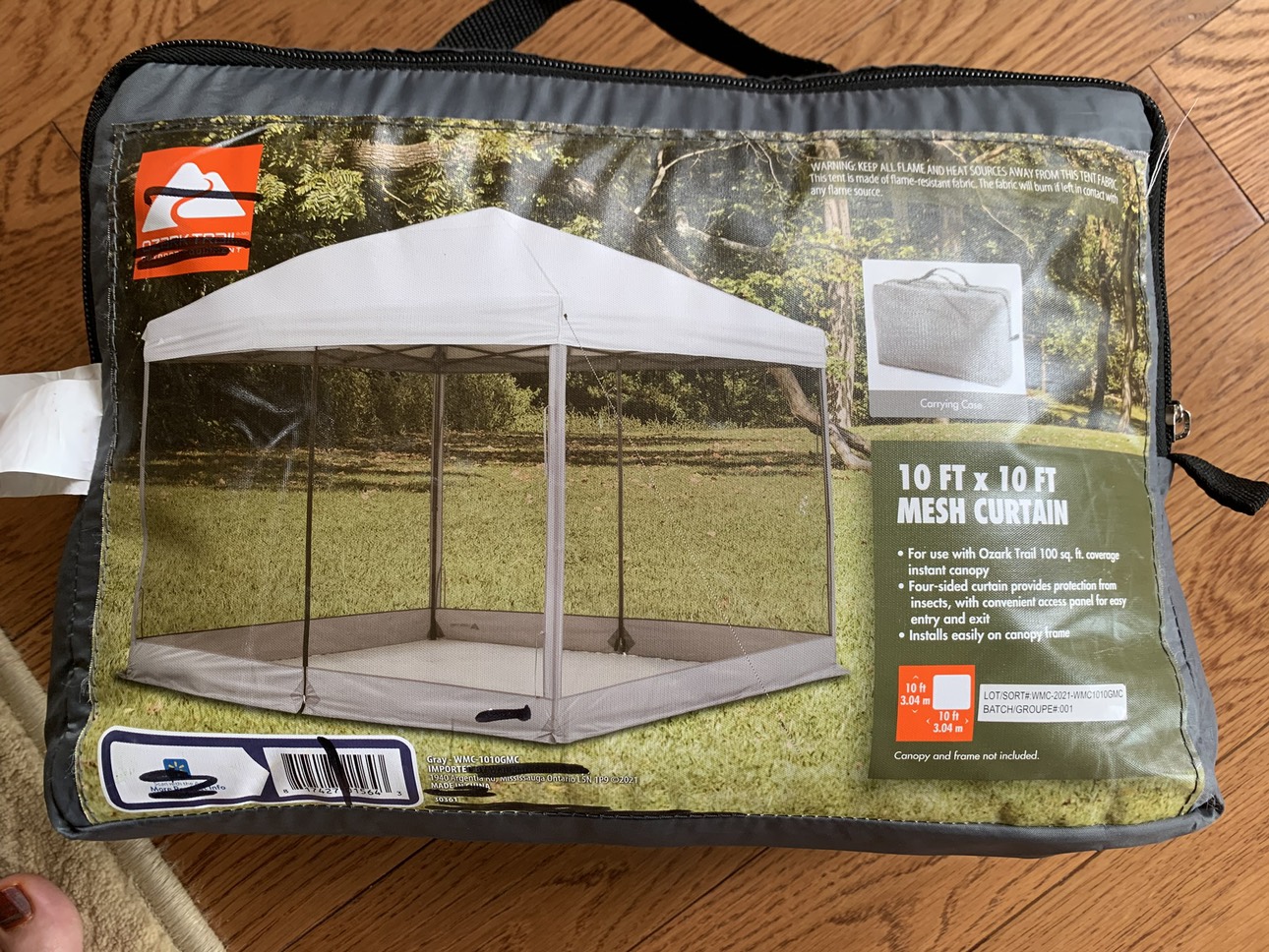 Brandnew 10x10 ft canopy only,mesh curtain not included read des - photo 5