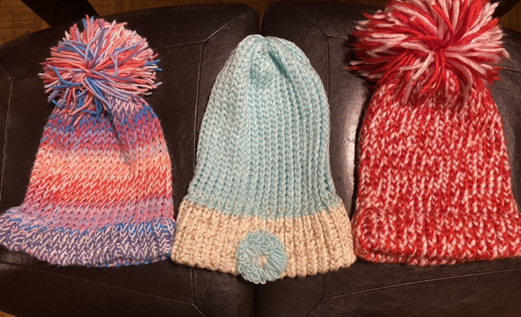 Winter Hats & Scarves image indicator(2)