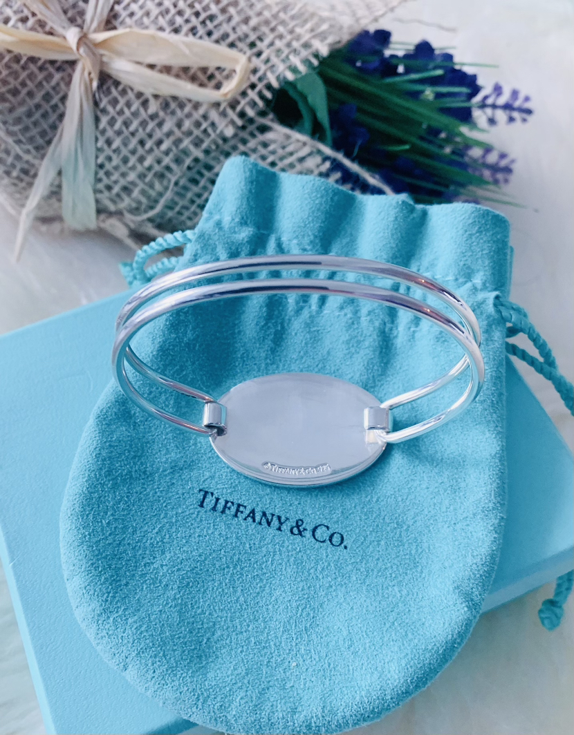 Tiffany & Co XL plain oval bangle bracelet image indicator(5)