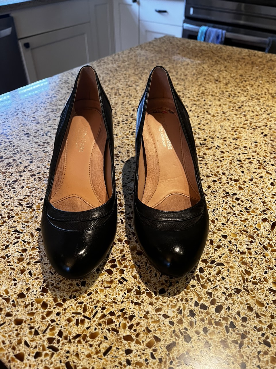 Naturalizer Black Heels size 7 thumbnail