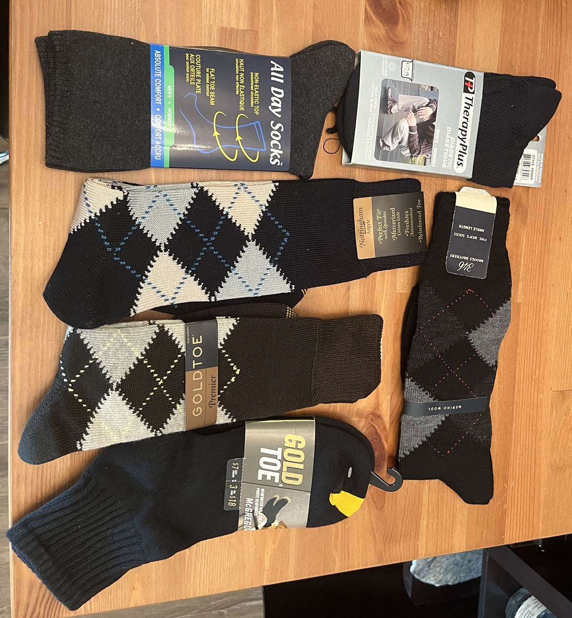 Brand new men’s socks thumbnail