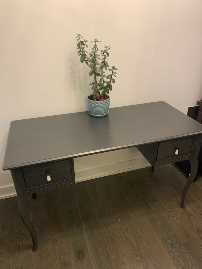 Gray desk - photo 2
