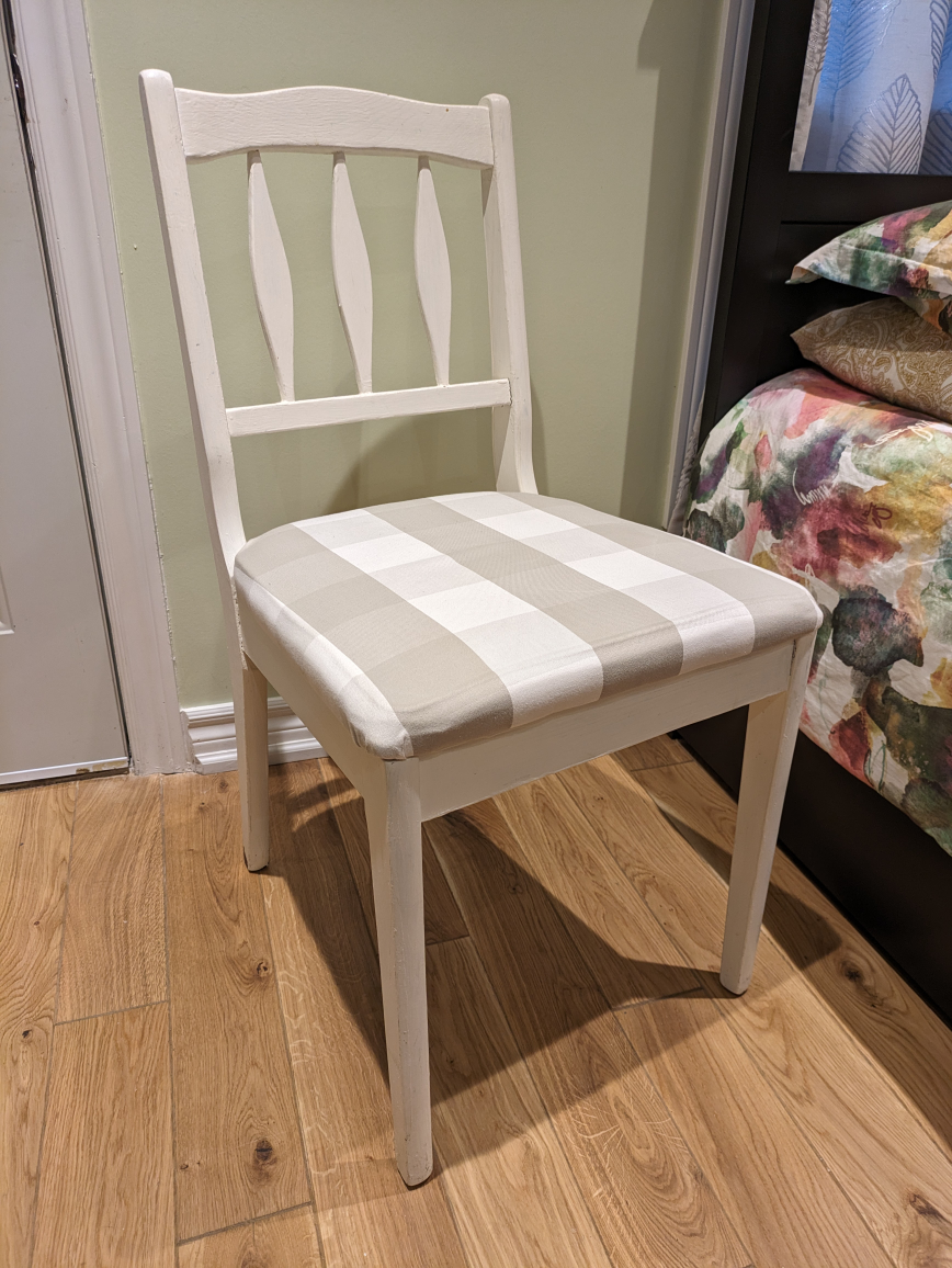 Set of 4 chairs