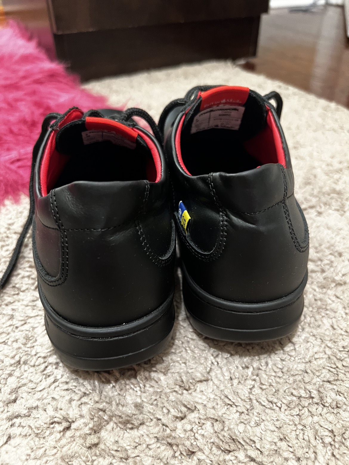 Safety protection shoes for man image indicator(3)