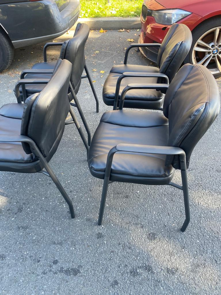 4 leather chairs - photo 3