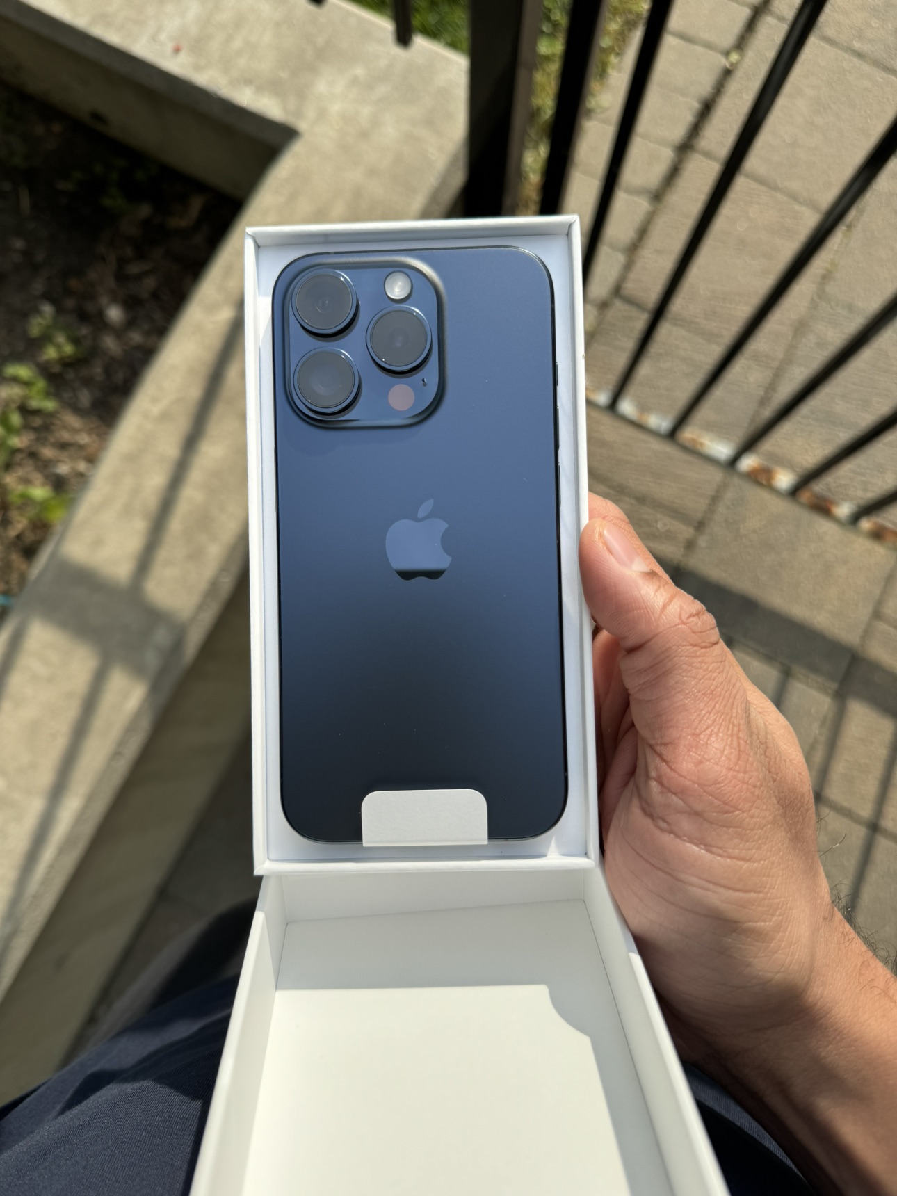 iPhone 15 Pro - Blue 256GB thumbnail