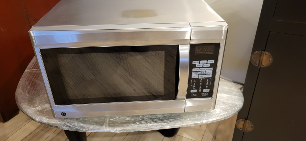 Microwave / Convection Oven thumbnail