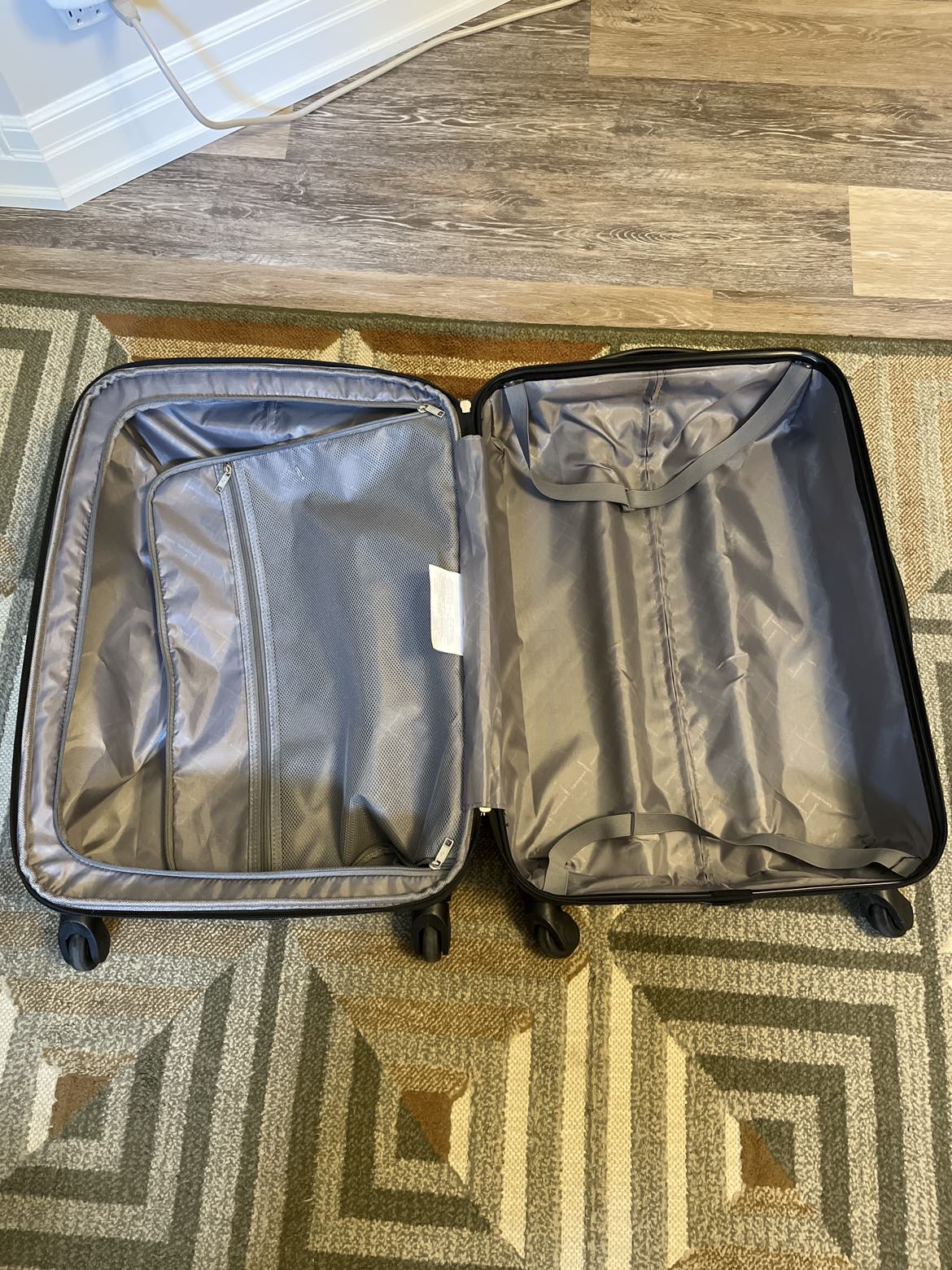 Samsonite large luggage hard shell - photo 2
