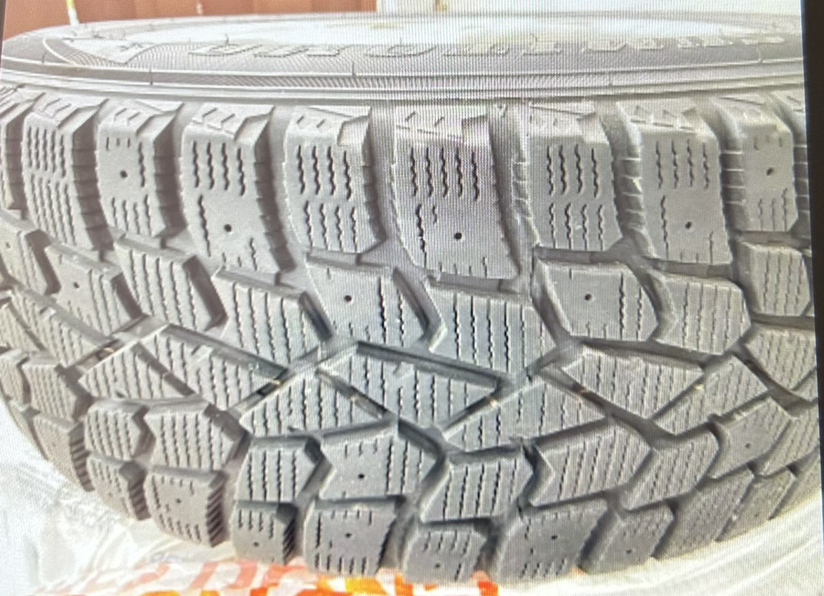 LEXUS 16” Winter Tires On Rims - photo 4