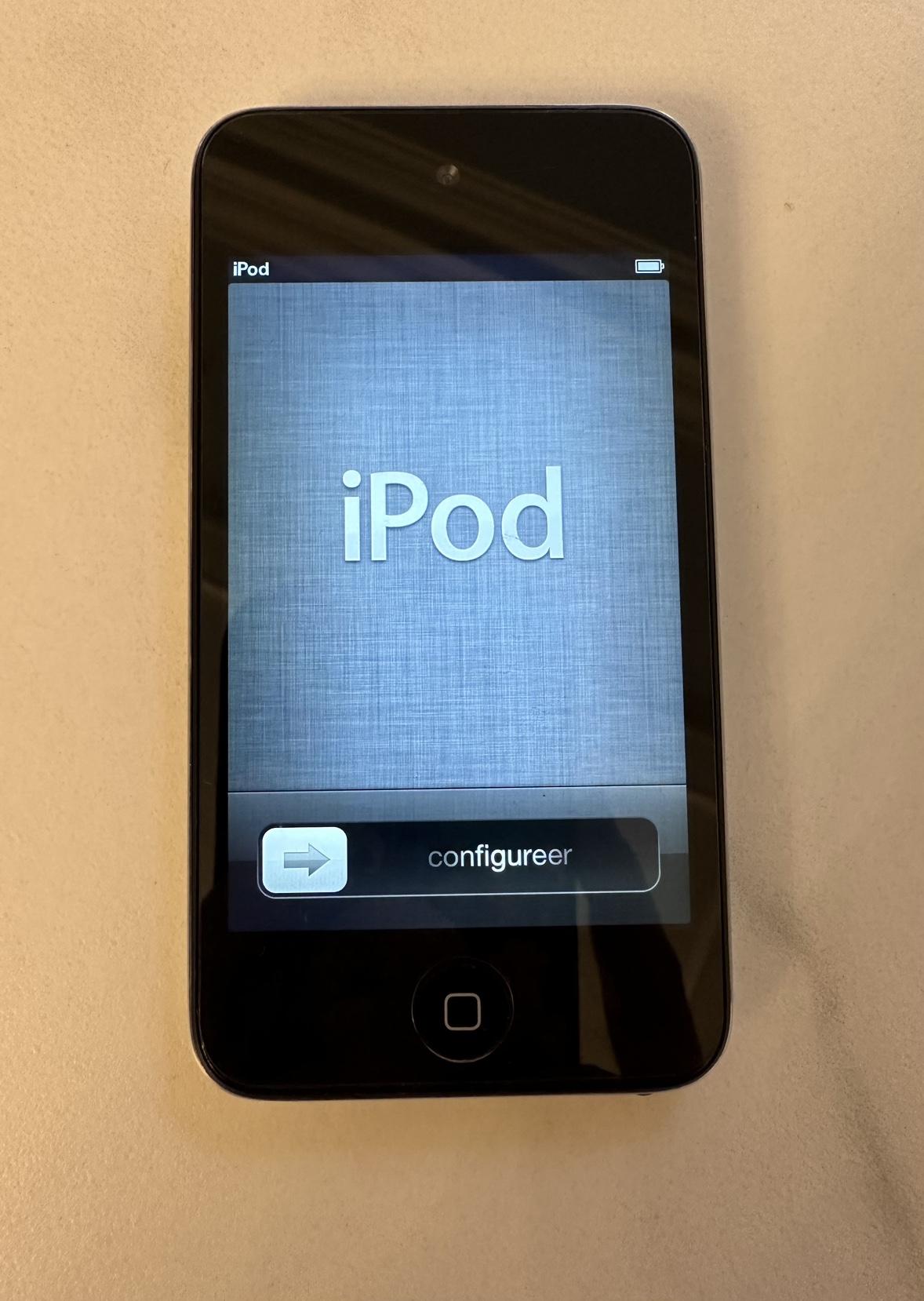 32gb iPod touch (4th gen) thumbnail