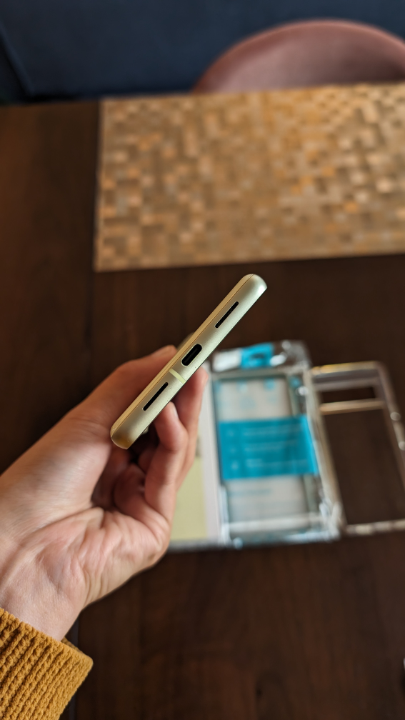 Like New Google Pixel 7 128G Unlocked Lemongrass - photo 4