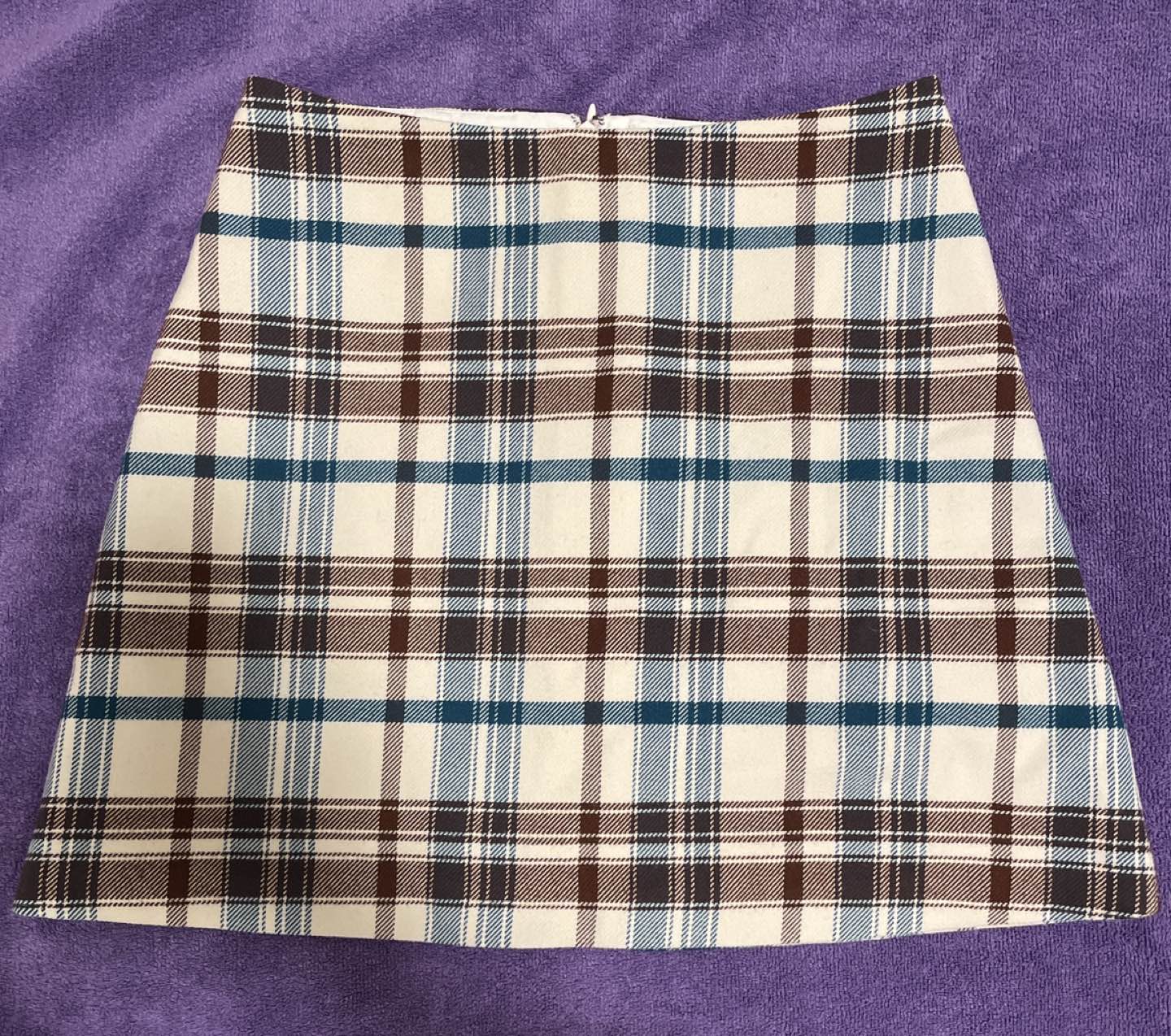 Plaid mini skirt by Wilfred (Aritzia)