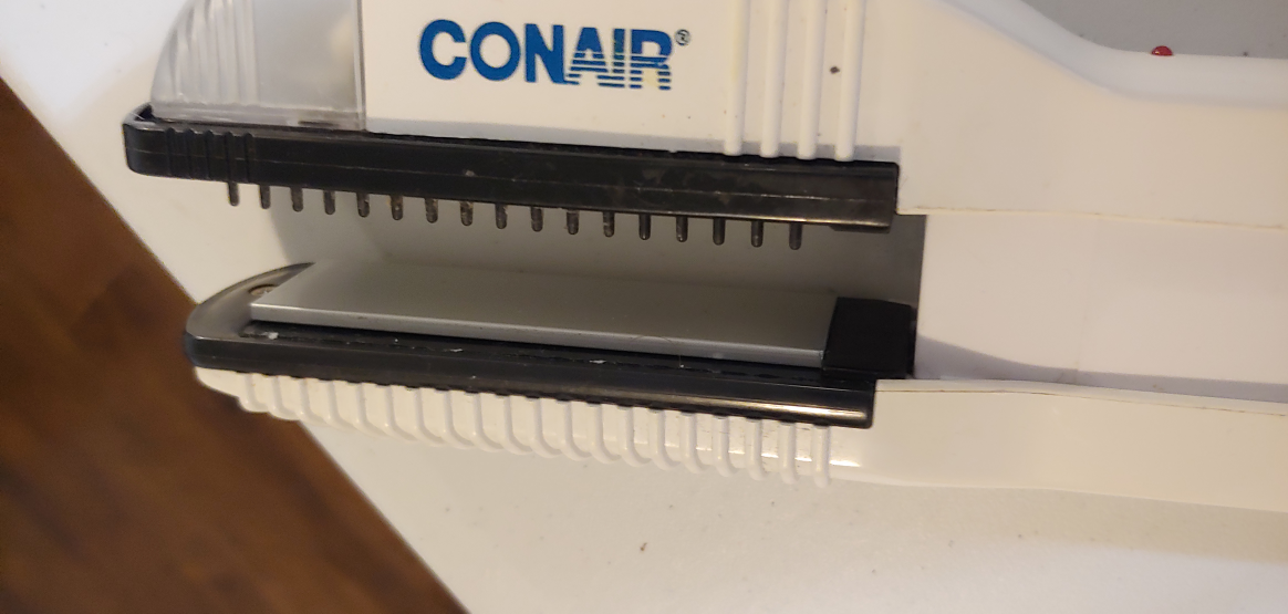 Conair Hair Straightener - photo 2