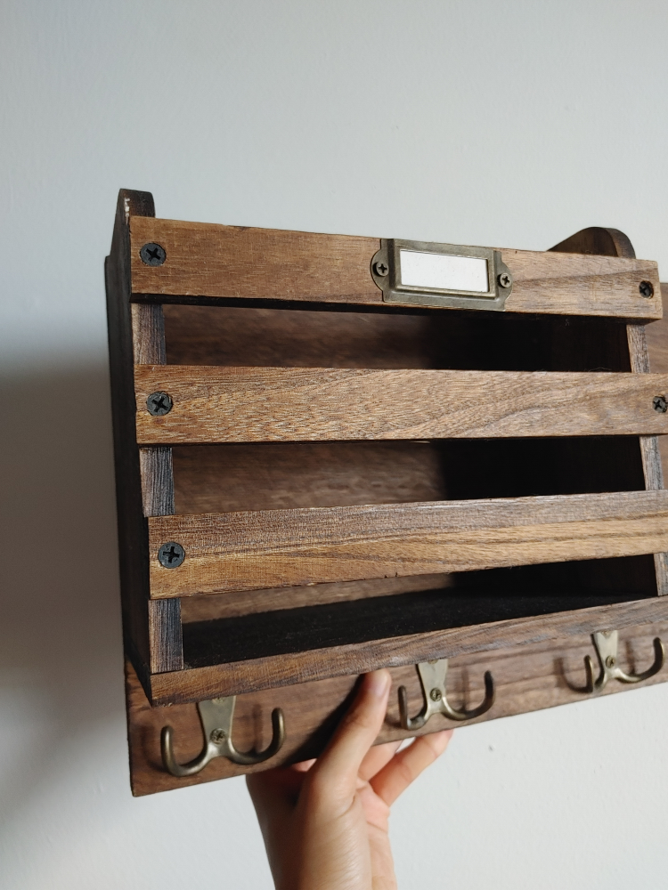Wooden Key and Mail Organizer, Hang on Wall image indicator(2)