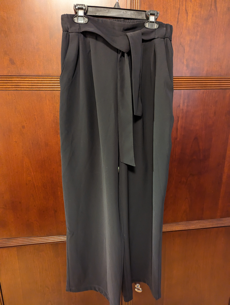 High waisted wide-leg pants